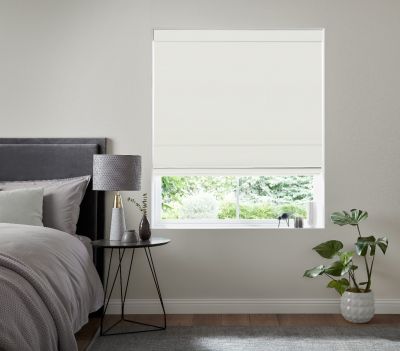 ORIANNA PEARL – ROMAN BLIND