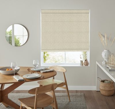 SAMPHIRE IVORY – ROMAN BLIND