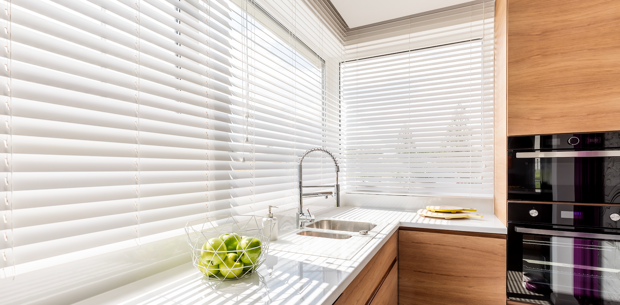 Five Best Window Blind Options for Your Kitchen