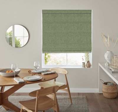 CLARA APPLE – ROMAN BLIND