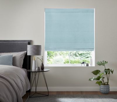 CORINNE SKY – ROMAN BLIND