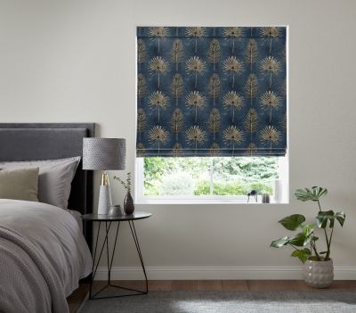 ESTERE INK – ROMAN BLIND