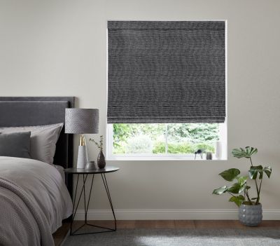 FRIDA SMOKE – ROMAN BLIND