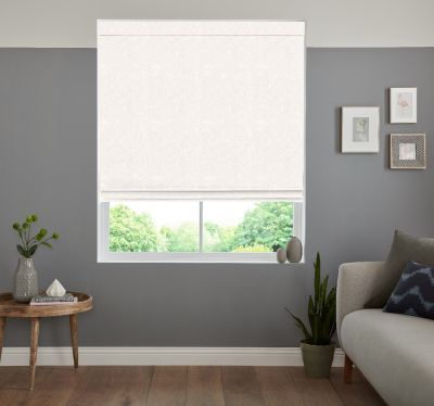 HADDON IVORY – ROMAN BLIND