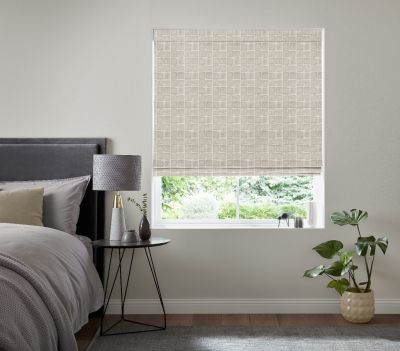 HARVEY PEWTER – ROMAN BLIND