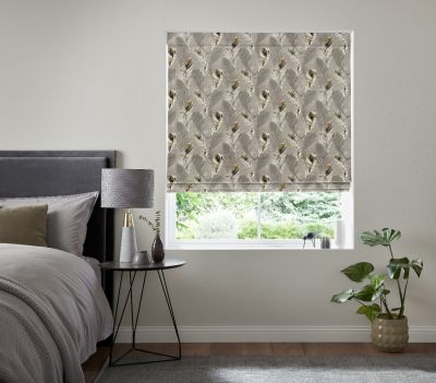 MADELEINE LINEN – ROMAN BLIND