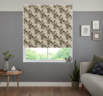 MAUDE PLUM – ROMAN BLIND