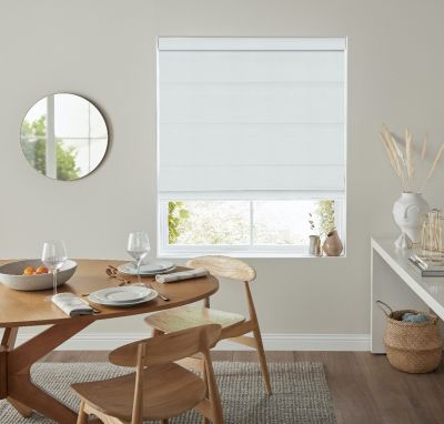 SABRINA SILVER – ROMAN BLIND