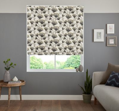 SYLVIE MIST – ROMAN BLIND